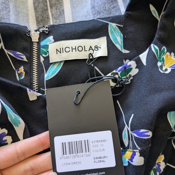 NEW Nicholas Lydia Dress Black Blue Mini Floral Puff Sleeve Size 10 - Picture 5 of 5